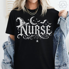 ハロウィンナースの魔女帽子 月 コウモリ ウェブ Tシャツ