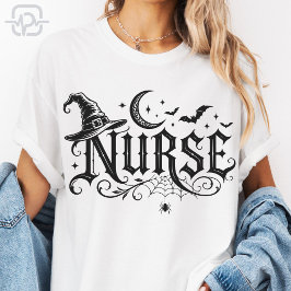 ハロウィンナースの魔女帽子 月 バット クモの巣 Tシャツ