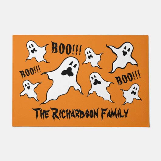 ハロウィンパーソナライズされた不気味幽霊たち形式 ドアマット (正面)