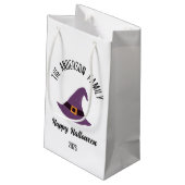 ハロウィンパープルウィッチハットパーソナライズされた名 スモールペーパーバッグ (裏面アングル)