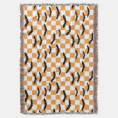 ハロウィンモダンこうもり不気味オレンジ色チェッカーボード スローブランケット (正面縦)