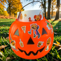 ハロウィンローラースケートで滑るジャックオランタン