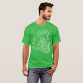 ハロウィン不気味の滞在おもしろい Tシャツ (正面フル)