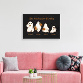 ハロウィン不気味幽霊ファミリー名前をカスタムするブラック キャンバスプリント (インサイチュ (リビング))