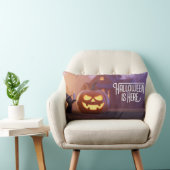 ハロウィン不気味魔法かわいい猫とカボチャ白熱［赤熱］光を放つン ランバークッション (椅子)