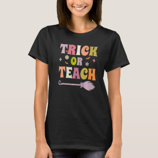 ハロウィン先生レトロホラーお菓子をくれなきゃイタズラTシャツ Tシャツ