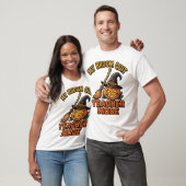 ハロウィン先生Tシャツ　おもしろい箒トラブルデザイン Tシャツ (ユニセックス)