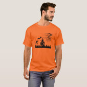 ハロウィン幽霊のよく出るヴィンテージと不気味デザイン Tシャツ (正面フル)