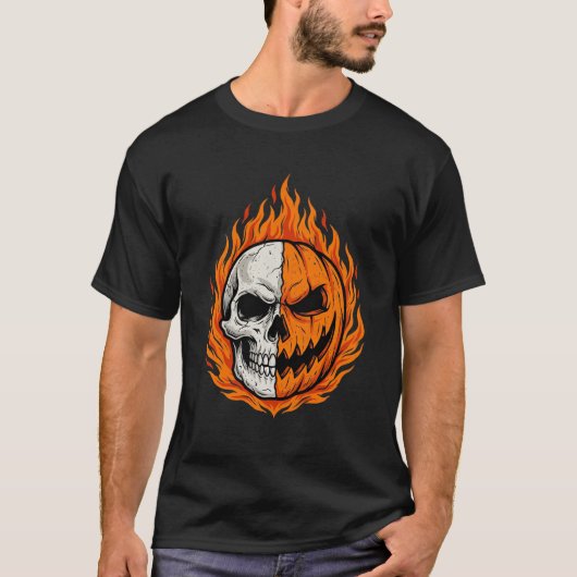ハロウィン炎のドクロカボチャの割れた顔のデザイン Tシャツ (正面)