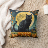 ハロウィン白熱［赤熱］光を放つの目 クッション (ブランケット)