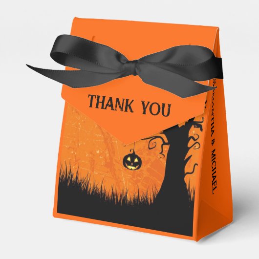 ハロウィン結婚の名前をカスタムする&文字怖い木 フェイバーボックス (正面サイド)