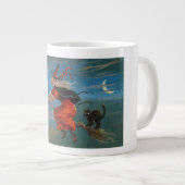 ハロウィン飛んでいるの夜に黒猫がいる魔女 ジャンボコーヒーマグカップ (正面右)