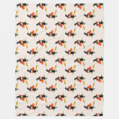 ハロウィン飛んでいるキュートな魔女とブルームベージュ フリースブランケット (正面)