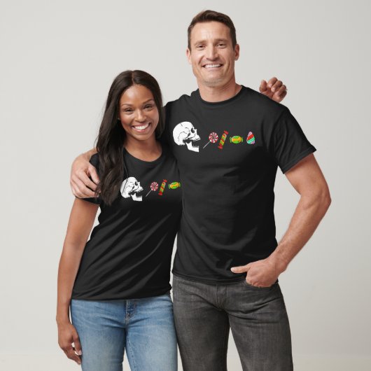 ハロウィン食べスケルトンキャンディ、面白いハロウィーンアップ Tシャツ (ユニセックス)
