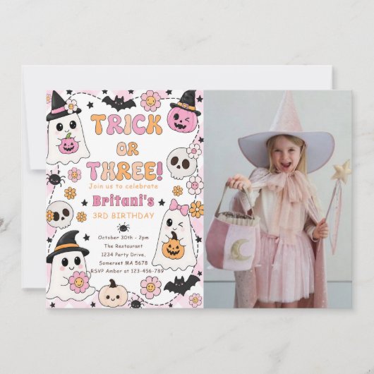 ハロウィン3歳の誕生日パーティー トリックオアスリー可愛い 招待状 (正面)