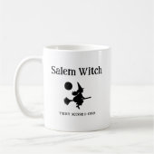 ハロウィン セーラムの魔女のほうき飛行 コーヒーマグカップ (左)