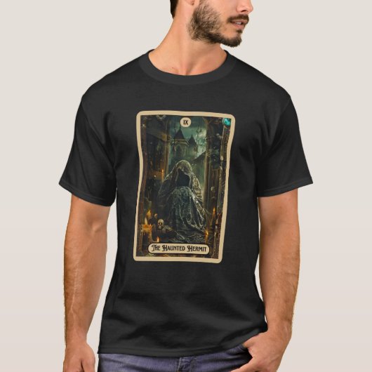 ハロウィン タロット カードの幽霊の隠者 Tシャツ (正面)