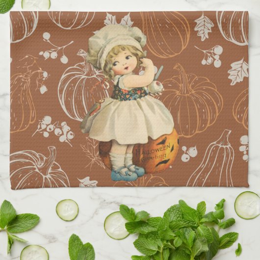 ハロウィン　リンゴを彫る少女 キッチンタオル (折り畳み)