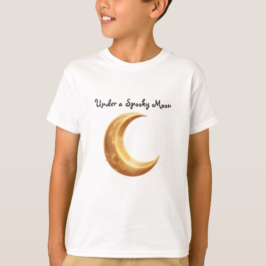 ハロウィン 三日月 | ミスティカルな夜空のアート Tシャツ (正面)