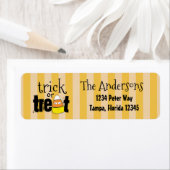 ハロウィーンかわいいキャンディーコーンお洒落笑顔 ラベル (インサイチュ)