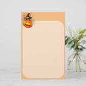 ハロウィーンかわいい子猫ウィッチとカボチャの友人 便箋 (スタンド正面)