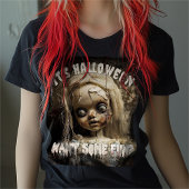 ハロウィーンでおもしろい人形を幽霊のよく出る欲しい Tシャツ