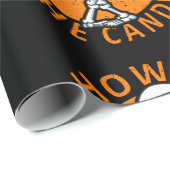 ハロウィーンでキャンディのスケルトンを見せる ラッピングペーパー (ロールコーナー)