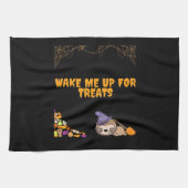 ハロウィーンのお菓子の準備ができて眠いナマケモノ！クラシックT キッチンタオル (横)