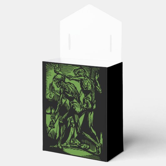 ハロウィーンのために死んだ鉱夫の恐怖が見つかる フェイバーボックス (オープン)