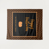 ハロウィーンのオレンジカボチャを扱うトリックはない タペストリー (正面(横))