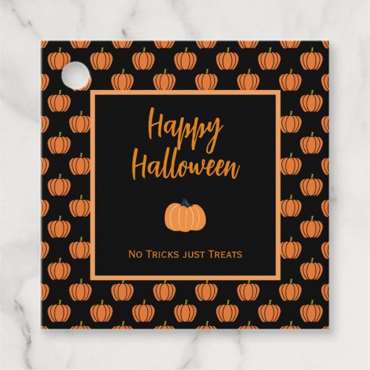 ハロウィーンのオレンジカボチャを扱うトリックはない フェイバータグ (正面)