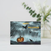 ハロウィーンのカボチャとレイヴン インビテーションポストカード (スタンド正面)