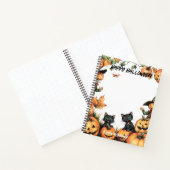 ハロウィーンのカボチャのちょうちん、黒猫とかかし ノートブック (内部)