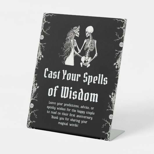 ハロウィーンのスケルトンが知恵のサインの呪文をキャスト 台座サイン (正面)