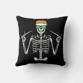 ハロウィーンのスケルトンロックの手遊のドラム クッション (裏面)