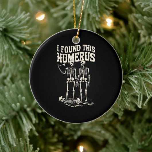 ハロウィーンのスケルトン私はハメロスの衣装を見つけおもしろいた セラミックオーナメント (ツリー)