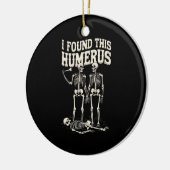 ハロウィーンのスケルトン私はハメロスの衣装を見つけおもしろいた セラミックオーナメント (左)