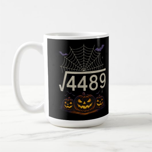 ハロウィーンのスプーキーな数学デザイン √4489 コーヒーマグカップ (左)
