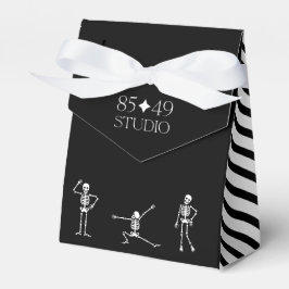 ハロウィーンのソーシャル配布ロゴをトリックまたは治療する フェイバーボックス