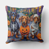 ハロウィーンのダックスント犬のトリックまたは治療 クッション (裏面)