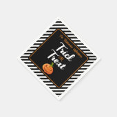ハロウィーンのパーティーの好意の誕生日をトリックまたは治療する スタンダードカクテルナプキン (角)