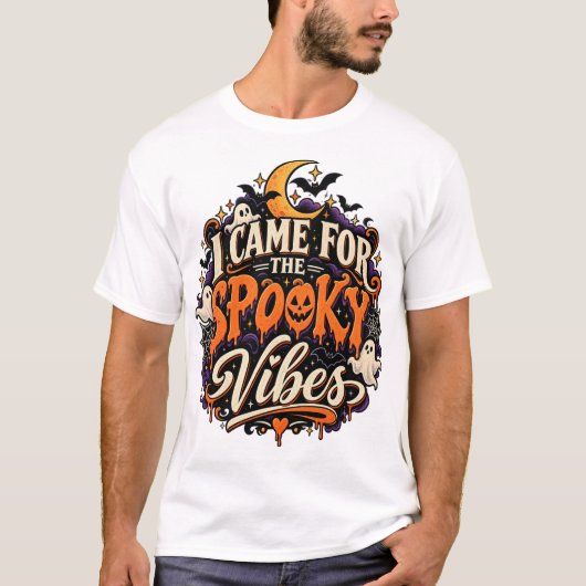 ハロウィーンの不気味な雰囲気に惹かれて Tシャツ (正面)