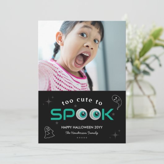 ハロウィーンの写真をスプックするには黒いホラーの目が可愛すぎる カード (スタンド正面)