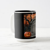 ハロウィーンの墓石ユーモア「アニタ・ネワルト」 ツートーンマグカップ (正面左)