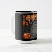ハロウィーンの墓石ユーモア"Cia N Hell" ツートーンマグカップ (正面左)