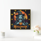 ハロウィーンの夜にカボチャの飲み物を楽しむ魔女 スクエア壁時計 (ホーム)