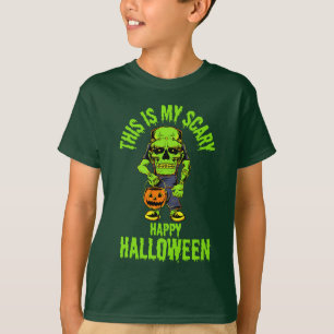 ハロウィーンの夜は魅力溢れる。 Tシャツ