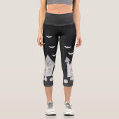 ハロウィーンの夜幽霊のよく出るは家、こうもり、カボチャ カプリレギンス (正面)