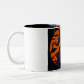 ハロウィーンの少女 ツートーンマグカップ (左)