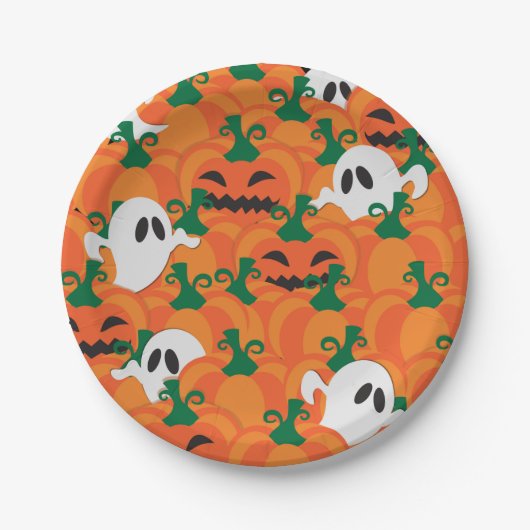 ハロウィーンの幽霊の不気味なカボチャ畑 ペーパープレート (正面)